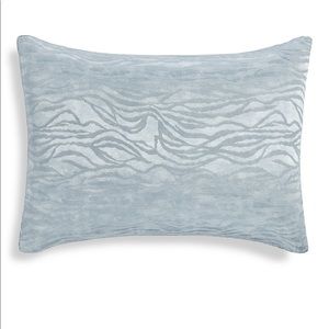 $135 Value Hotel Collection Wavelet Sham, Standard